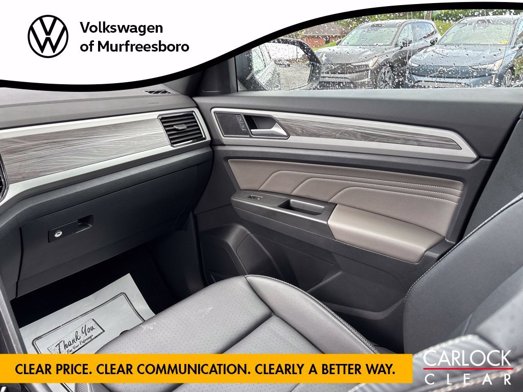 Certified 2023 Volkswagen Atlas Cross Sport SE FWD image 30