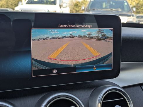 Used 2020 Mercedes-Benz C 300 4MATIC Sedan image 23