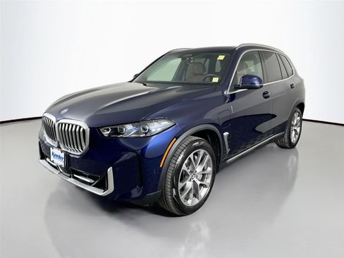 Certified 2026 BMW X5 xDrive50e image 2