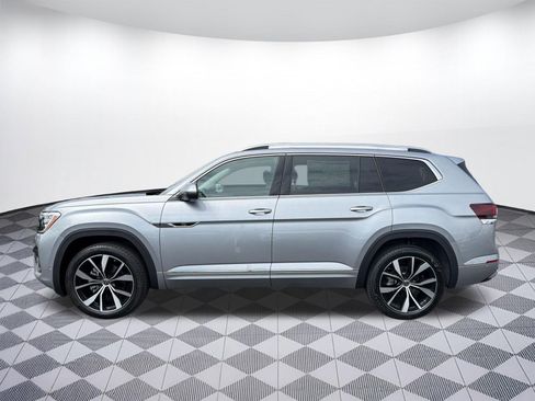 New 2026 Volkswagen Atlas SEL Premium R-Line AWD/4WD image 2