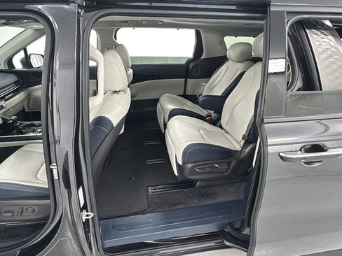 New 2026 Kia Carnival SX Prestige FWD image 16