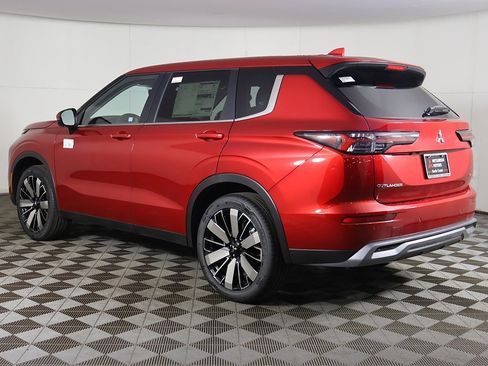 New 2026 Mitsubishi Outlander SE image 11