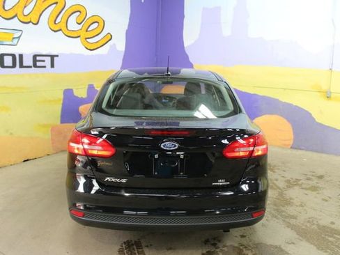 Used 2016 Ford Focus SE FWD image 7