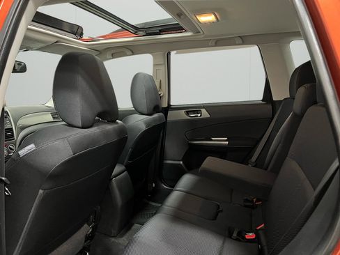 Used 2011 Subaru Forester 2.5X Premium w/ All-Weather Pkg image 24