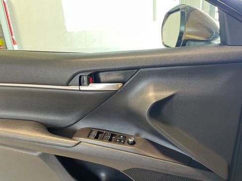Used 2024 Toyota Camry XSE FWD image 16