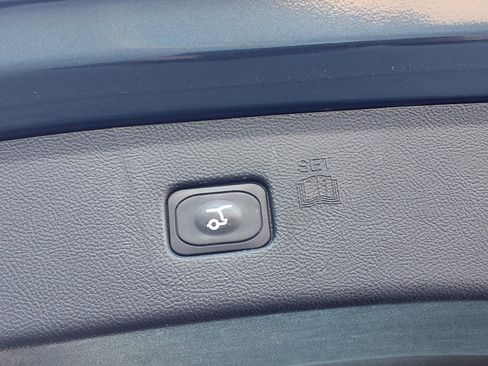 Certified 2023 Ford Edge SEL w/ Convenience Package image 22