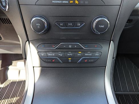 Used 2020 Ford Edge SEL w/ Convenience Package AWD/4WD image 22