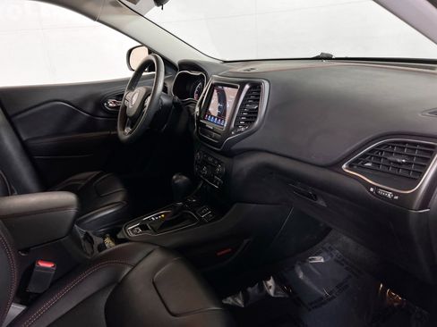 Used 2022 Jeep Cherokee Trailhawk image 27