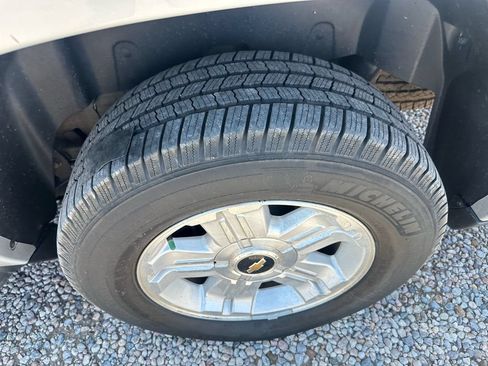 Used 2012 Chevrolet Avalanche LT w/ Suspension Package, Off-Road AWD/4WD image 40