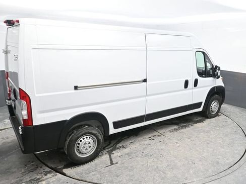 Used 2024 RAM ProMaster 2500 w/ Convenience Group FWD image 28