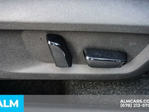 Used 2024 Nissan Rogue SL FWD image 55