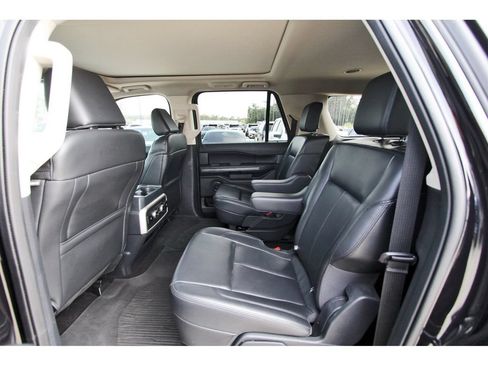Used 2023 Ford Expedition Max XLT RWD image 11