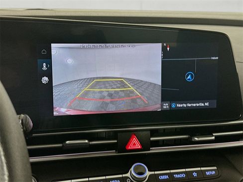 Used 2024 Hyundai Elantra SEL image 20