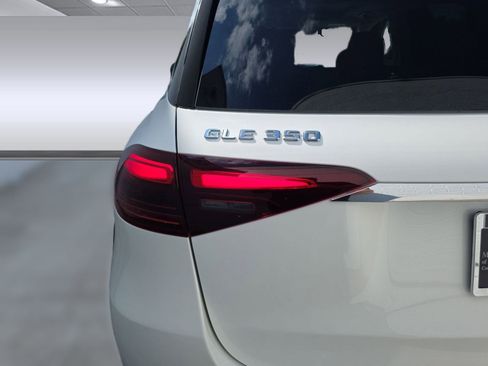 New 2025 Mercedes-Benz GLE 350 4MATIC image 11