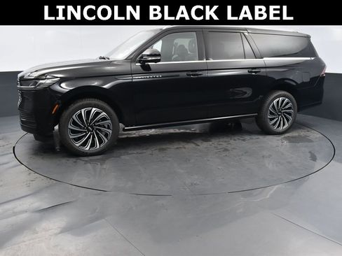 New 2025 Lincoln Navigator L Black Label image 5