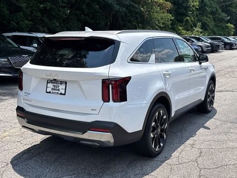 Certified 2025 Kia Sorento EX AWD/4WD image 7