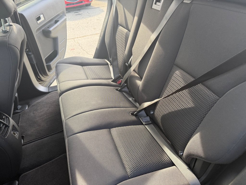 Used 2010 Ford Edge SE FWD image 24