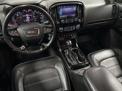 Used 2022 GMC Canyon Denali w/ Denali Black Edition Package AWD/4WD image 13