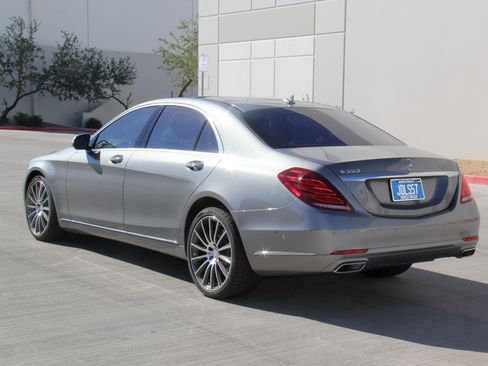 Used 2015 Mercedes-Benz S 550 Sedan image 7