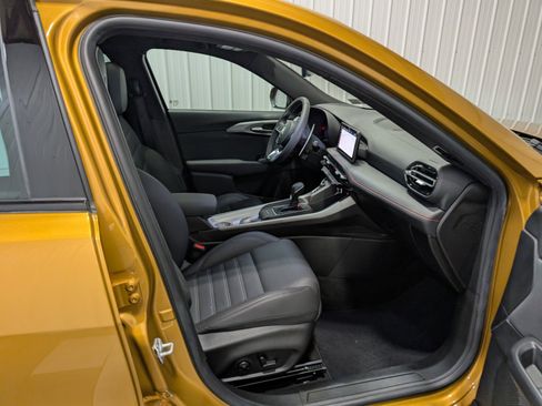 Used 2024 Dodge Hornet R/T Plus w/ R/T Blacktop Package image 29