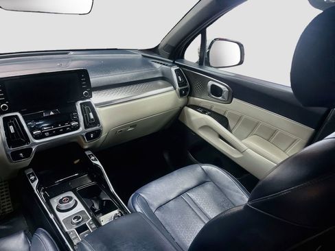 Used 2022 Kia Sorento SX Prestige w/ Panoramic Sunroof Package AWD/4WD image 25
