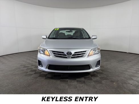 Used 2013 Toyota Corolla LE image 2