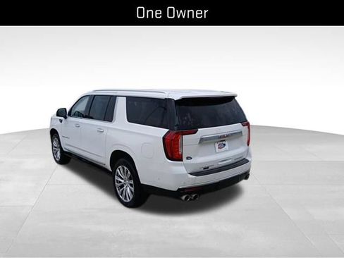 Used 2023 GMC Yukon XL Denali w/ Denali Reserve Package AWD/4WD image 3
