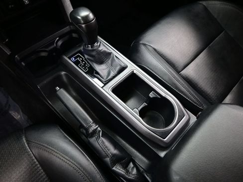 Used 2023 Toyota Tacoma TRD Sport w/ TRD Premium Sport Package AWD/4WD image 21