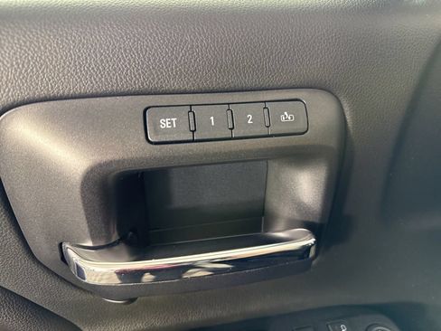 Used 2018 GMC Sierra 1500 SLT w/ SLT Premium Package AWD/4WD image 12