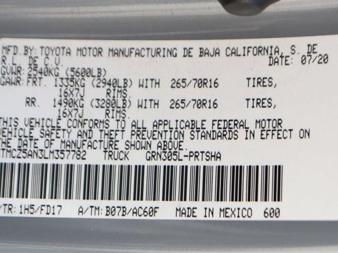 Used 2020 Toyota Tacoma TRD Off-Road AWD/4WD image 50