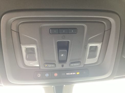 Used 2022 Chevrolet Silverado 2500 LTZ AWD/4WD image 76