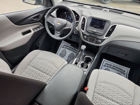 Used 2024 Chevrolet Equinox LT image 45