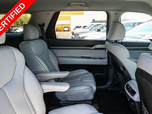 Certified 2024 Hyundai Palisade SEL FWD image 19