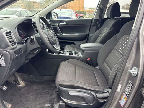 Used 2018 Kia Sportage LX image 6