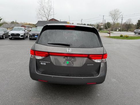 Used 2017 Honda Odyssey Touring image 5
