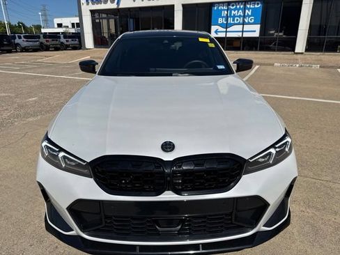 Used 2025 BMW 330i Sedan w/ M Sport Package RWD image 5