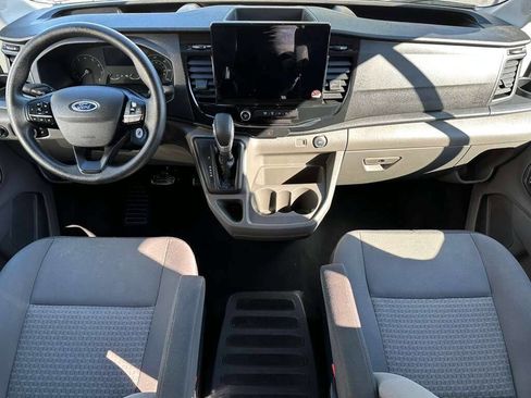 Used 2023 Ford Transit 350 XLT image 7