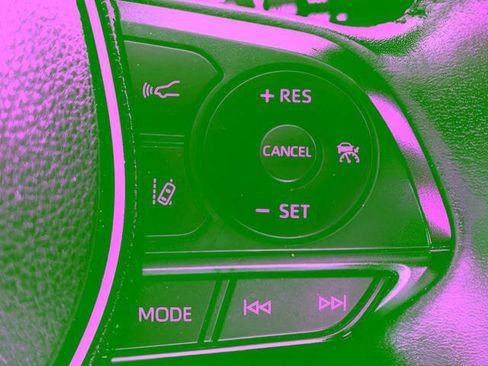 Used 2021 Toyota RAV4 XLE Premium FWD image 22