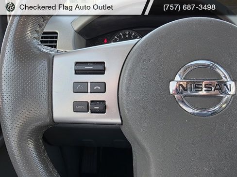 Used 2018 Nissan Frontier SV w/ Value Truck Package image 13