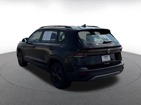 Used 2026 Volkswagen Taos S FWD image 10