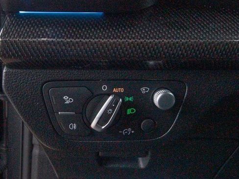 Used 2021 Audi SQ5 Prestige w/ Prestige Package image 18