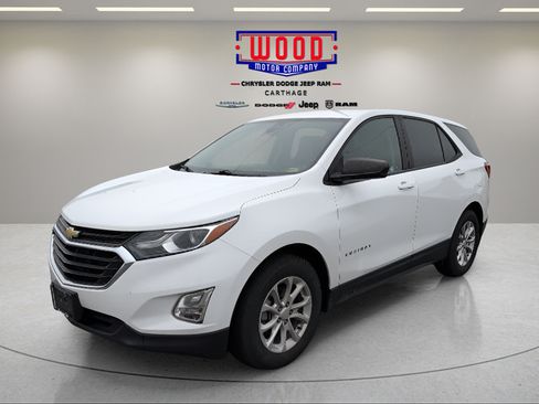 Used 2020 Chevrolet Equinox LS w/ LS Convenience Package FWD image 11