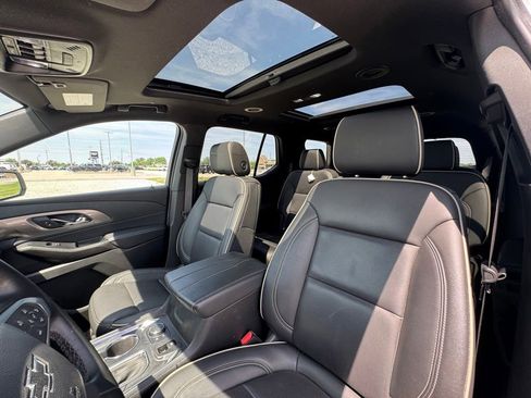 Used 2023 Chevrolet Traverse Premier w/ Redline Edition AWD/4WD image 25