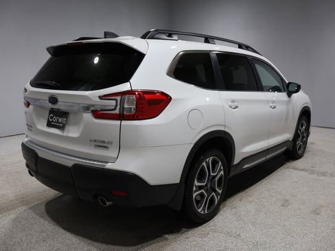 Used 2024 Subaru Ascent Limited w/ Technology Package image 2