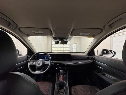 Used 2025 Nissan Kicks SR w/ Illumination Package AWD/4WD image 20