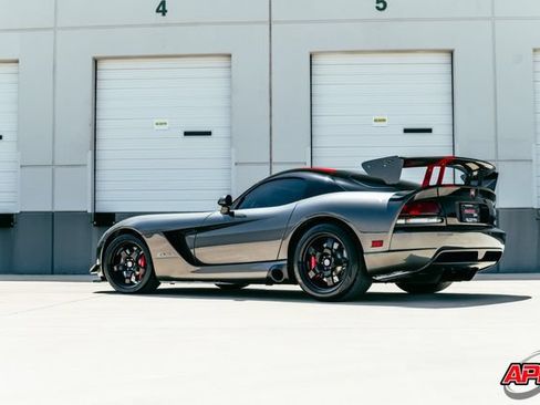 Used 2010 Dodge Viper ACR RWD image 65