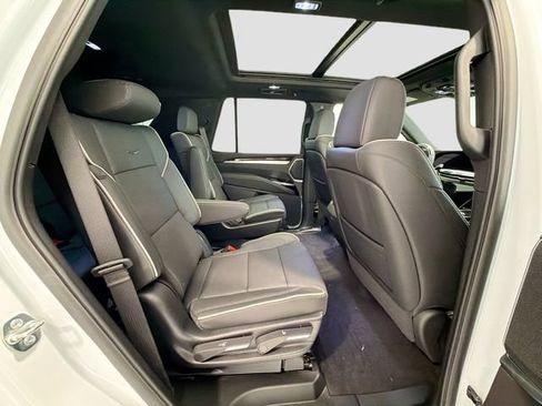 New 2026 Cadillac Escalade Luxury AWD/4WD image 25