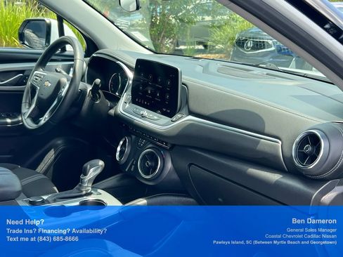 Used 2025 Chevrolet Blazer LT FWD image 22