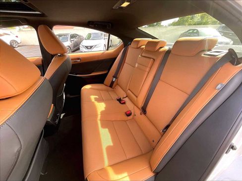 Used 2024 Lexus IS 300 w/ Premium Package RWD image 28