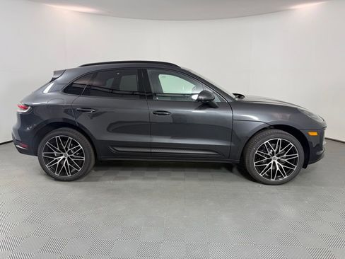 New 2026 Porsche Macan AWD/4WD image 8